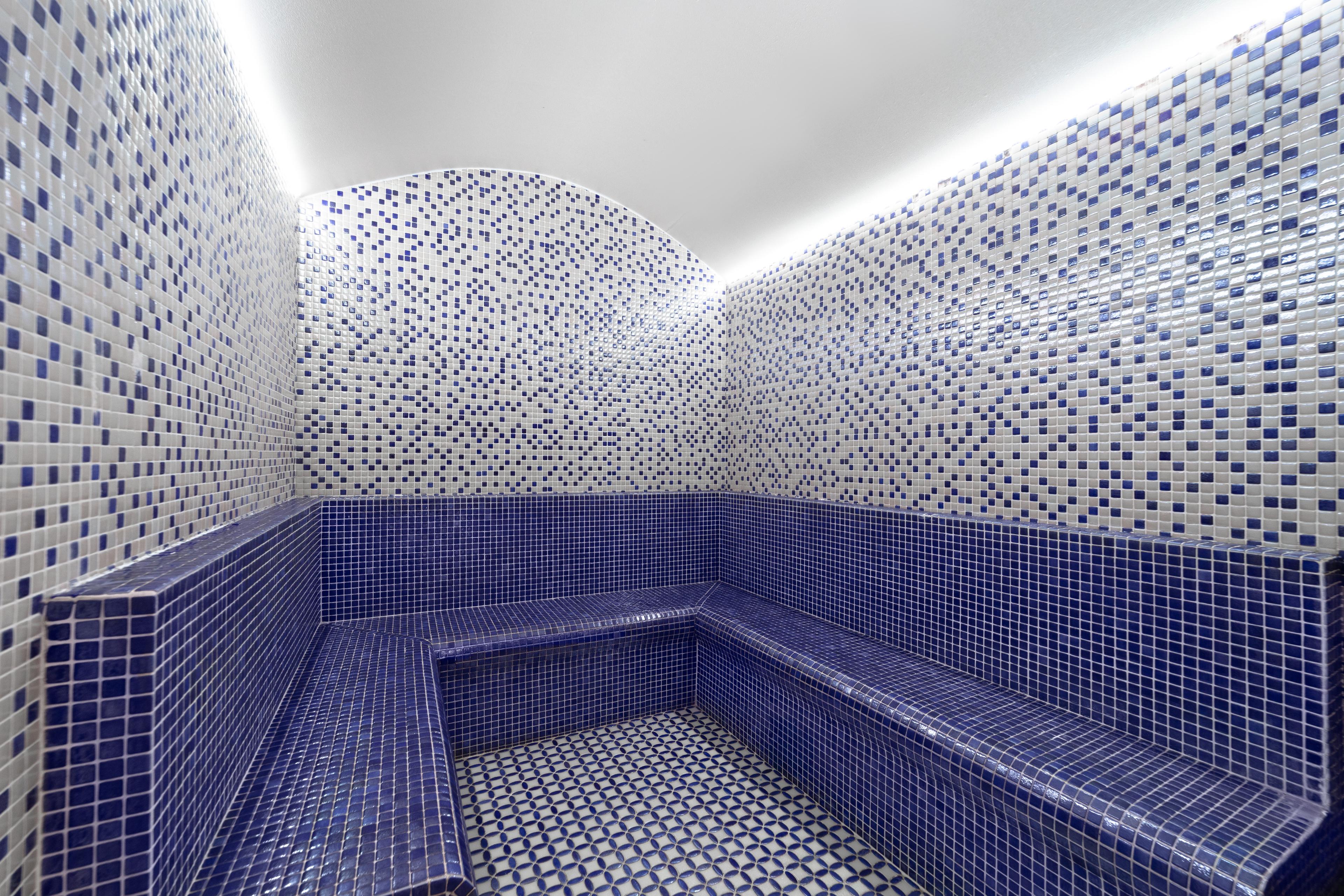 Goms Hotel gallery image 18