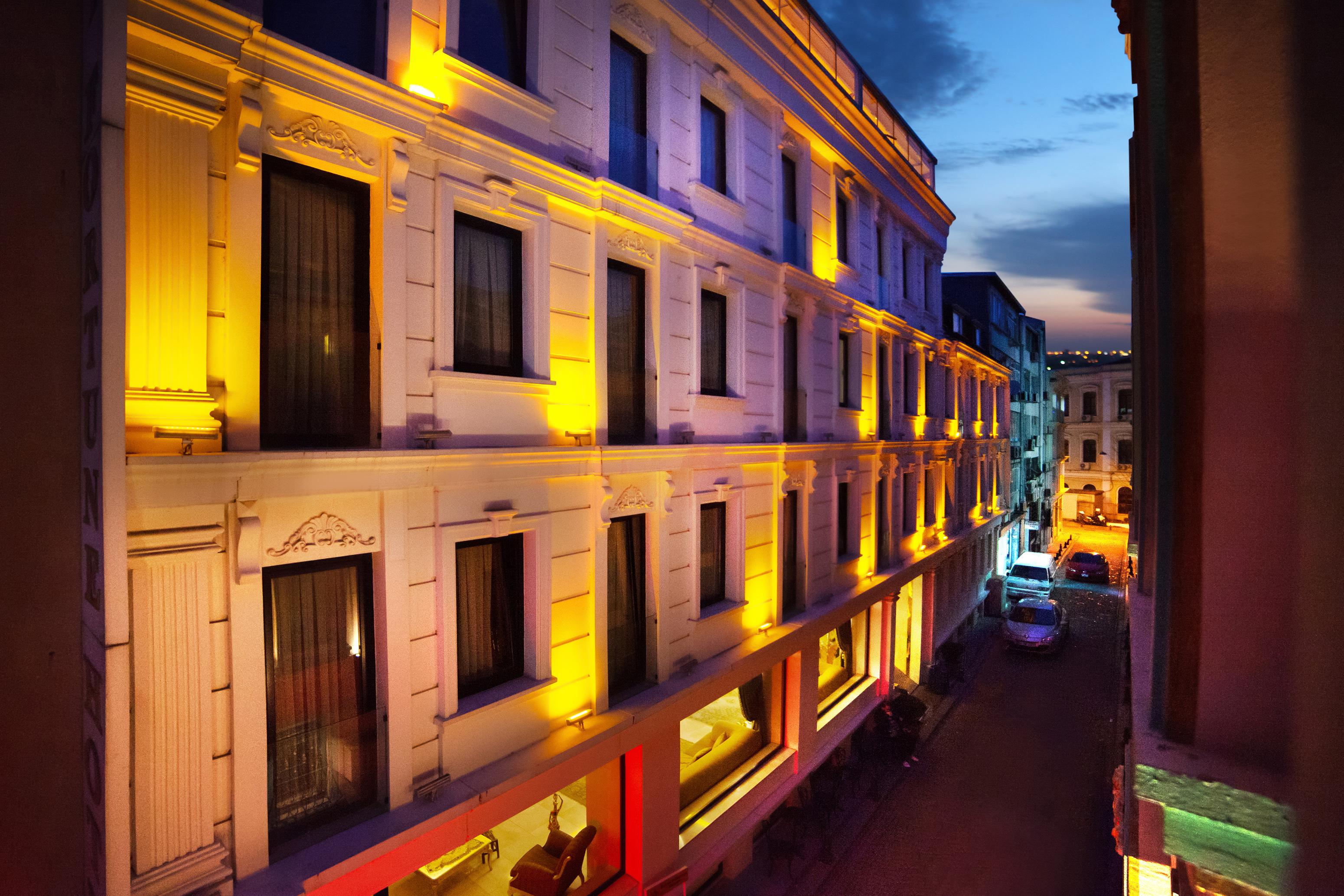Goms Hotel